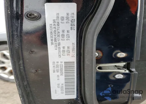 2016 Chrysler 300C Platinum z USA, uszkodzony, nr VIN 2C3CCASG8GH287845